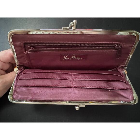 VERA BRADLEY " Carnaby" Floral Wallet Retired Pattern Kiss Snap Closure 2 New - Picture 3 of 5